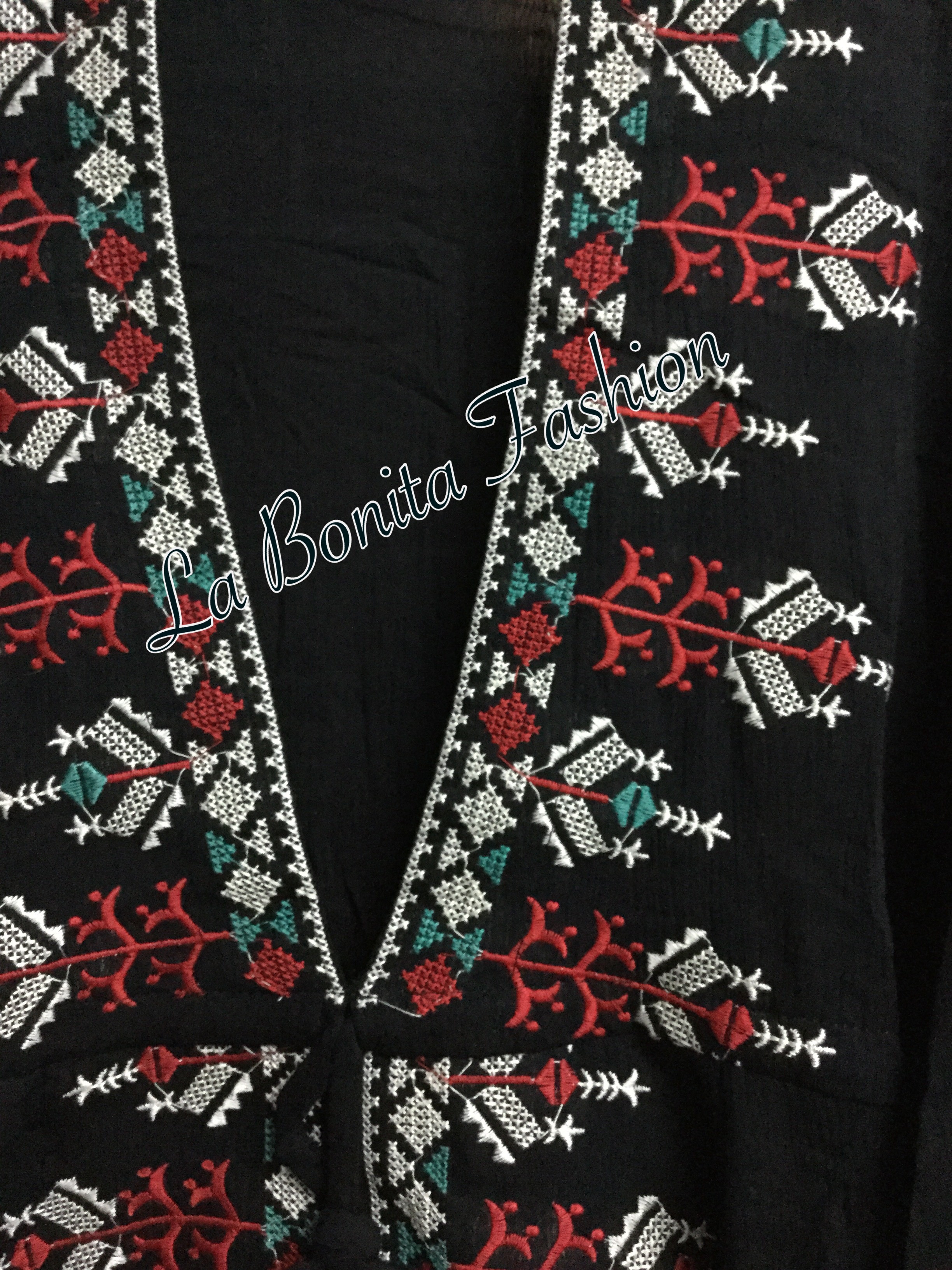 เสื้อตัวยาว มินิเดรส สไตล์โบฮเมียน งานปักสวยแน่นค่ะ