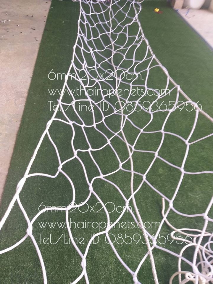 ตาข่ายใส่ฟางให้วัว
