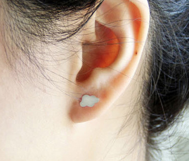 ต่างหูสำหรับผิวแพ้ง่าย เงินแท้ 92.5% เมฆฝนลมหนาว