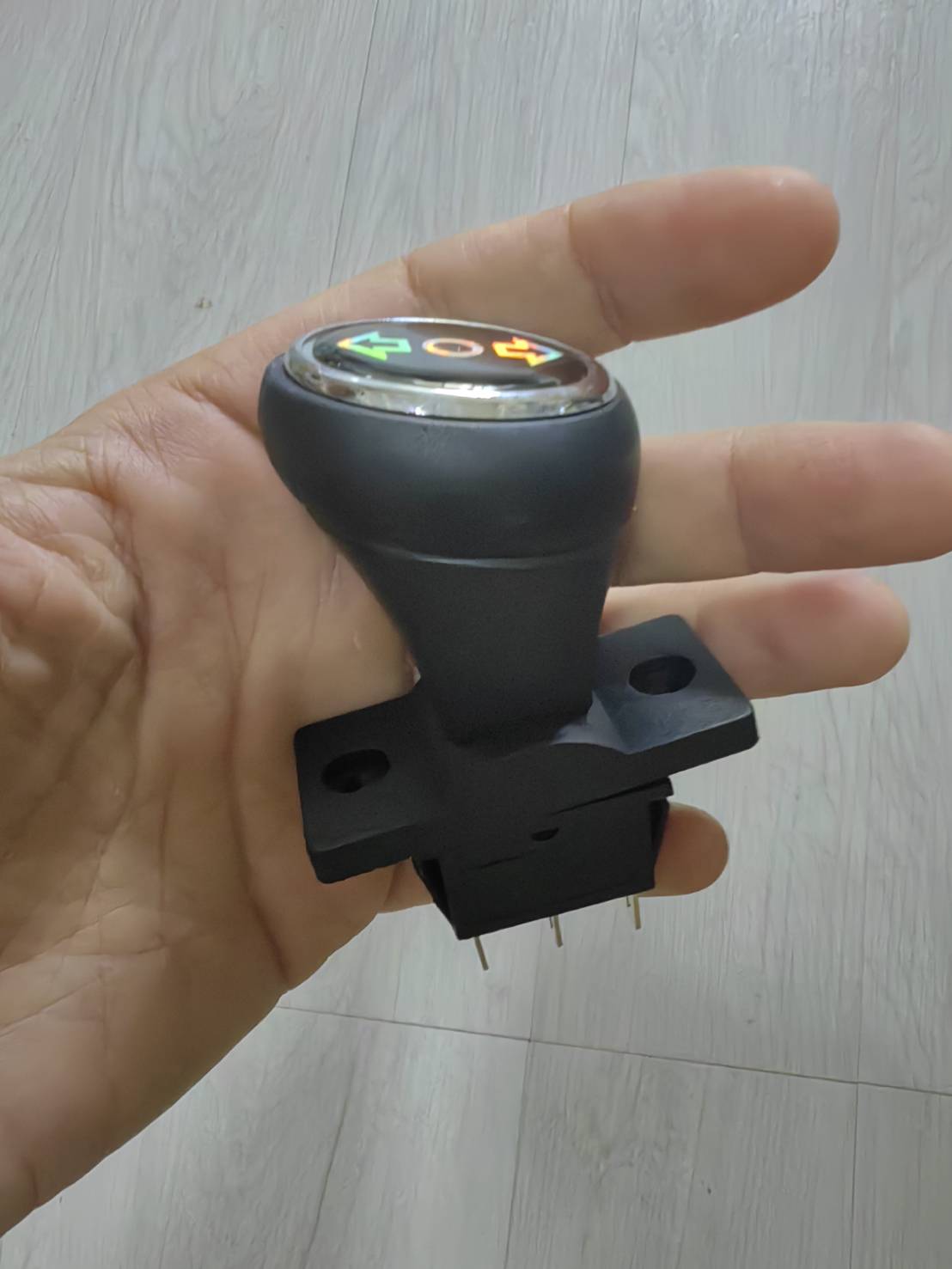 OT233 สวิตช์เกียร์ลูกศรไฟฟ้า ด้านหน้า และด้านหลัง สําหรับเด็ก 1 ชิ้น