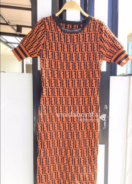 ชุดเดรส เดรสFendi เดรสยาว เดรสที่ขายดีที่สุดในปี2018