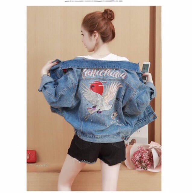 เสื้อยีนส์ แจ็คเก็ตยีนส์ ปักลายนกกระเรียนและดอกไม้