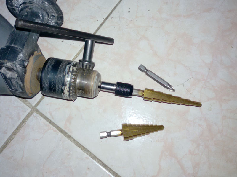 AD02 ตัวต่อสวมเร็ว สำหรับเปลี่ยนใส่ดอกไขควง ดอกบ่งสกรู ดอก Step Drill ดอกเจาะเดือยไม้ หัวแปลงต่างๆ ดอกสว่านทั่วๆไป