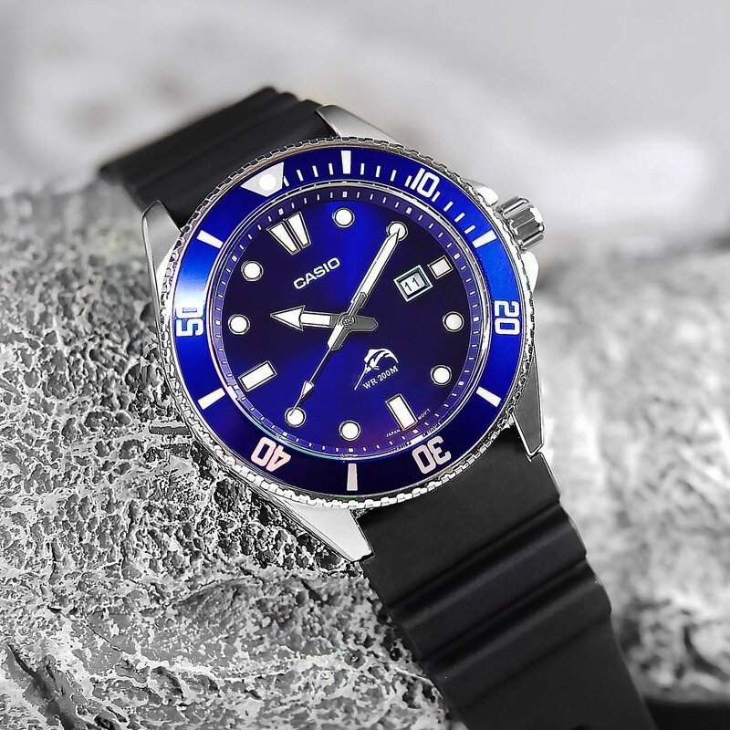 นาฬิกาข้อมือ Casio Standard Men MDV-106 สายเรซิ่น Duro 200 MDV-106-1 MDV-106B-2 MDV-106G-9