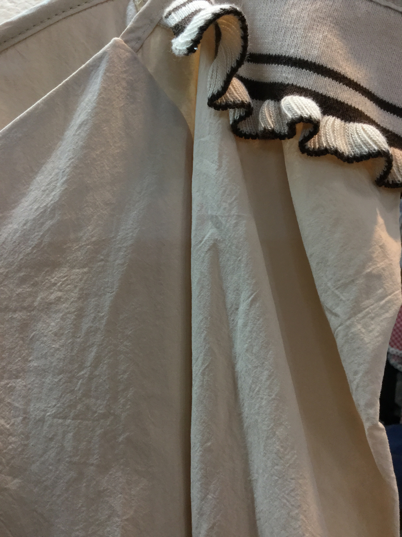 เสื้อเปิดไหล่สายเดี่ยว เสื้อแขนยาวน่ารักๆ