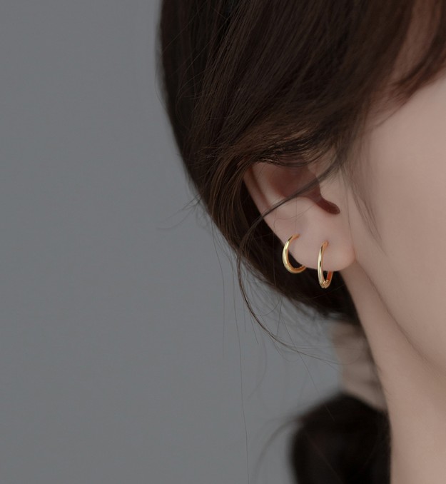 “เช็คสินค้าทัก line ก่อนโอนนะคะ”ต่างหูสำหรับผิวแพ้ง่าย เงินแท้ 92.5% ห่วง (ราคา/ข้าง)_ES816 (Plainy H)