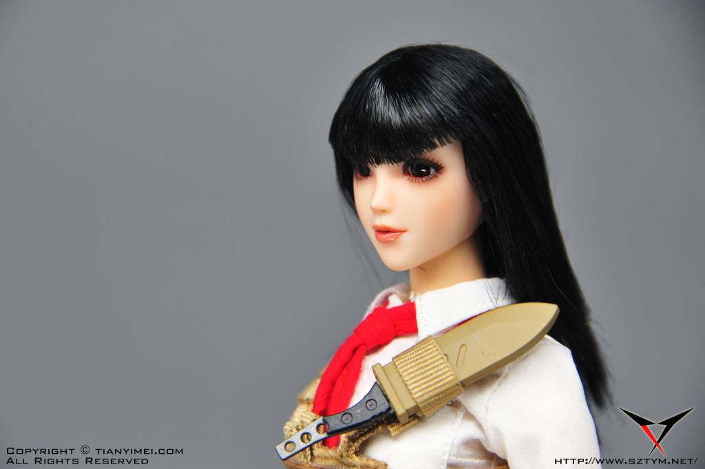 Dolls'Oddsaga DH-001 / DH-002 Fighting Girl "Red Scarf" 1:6 Head Scuplt Presented by Technic Toys(R) 2 styles