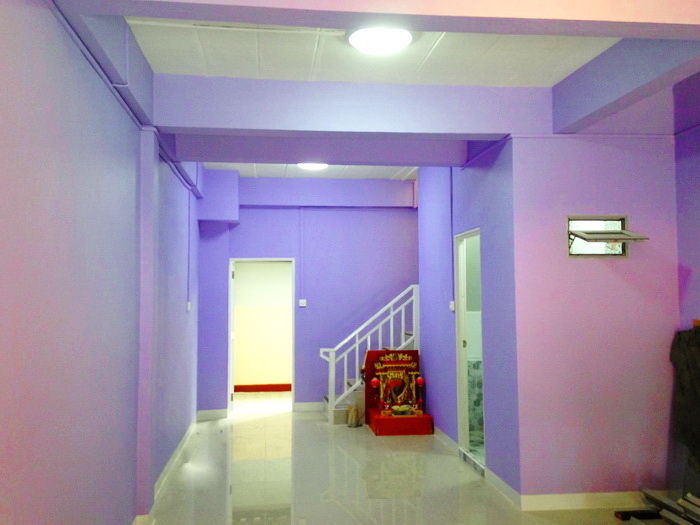 ทาวน์โฮม 2 ชั้น ติดถนนซ.เพชรเกษม 130 (ซ.อรรคภัทร) อ้อมน้อย 18.5 ตร.ว. ถ.เพชรเกษม กระทุ่มแบน สมุทรสาคร ตกแต่งใหม่ทั้งหลัง