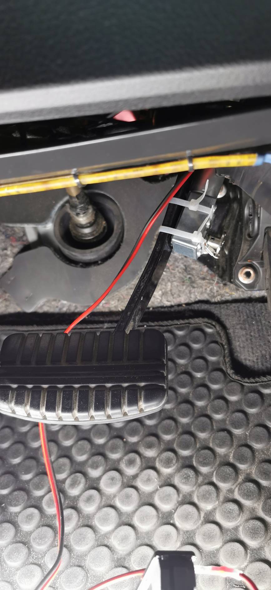 MO20 ชุดมอเตอร์ช่วยเบรคไฟฟ้า 12V แก้ปวดเข่าเวลารถติด ติดตั้งง่าย ปลอดภัย