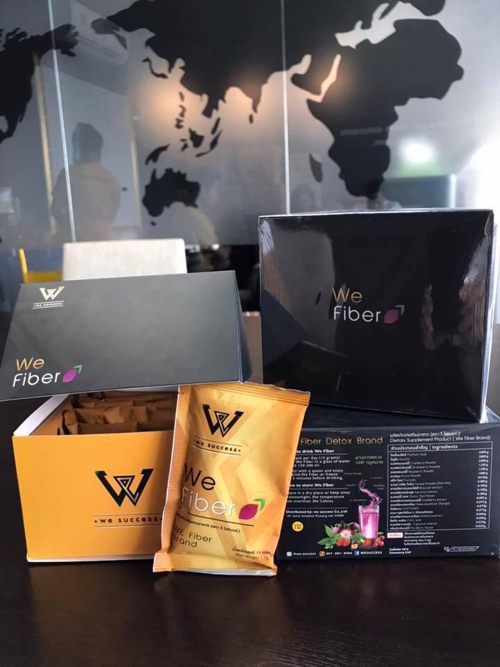 We Fiber ดีท็อกซ์ (รสมิกซ์เบอร์รี่) 1 กล่องมี 14 ซอง