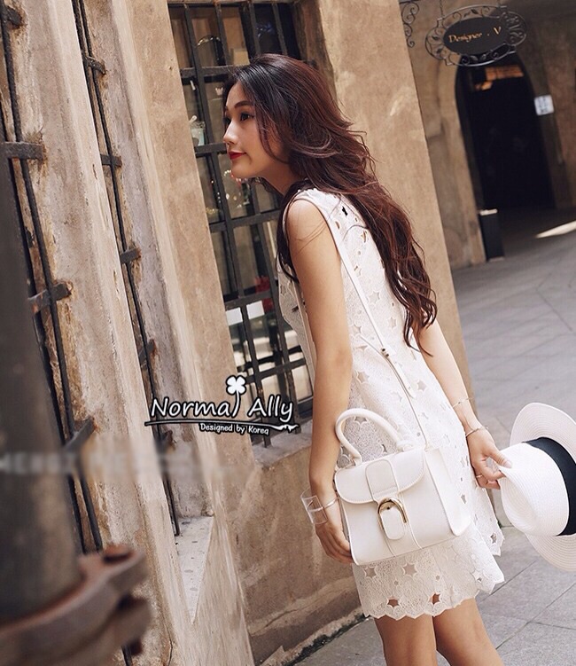 Normal Ally Present Princess Lace Dress - ตัลล้าค มากค่า งานเดรสผ้าลูกไม้ผ้าสวย ลายผ้าสวยหวาน มากๆ ค่ะ