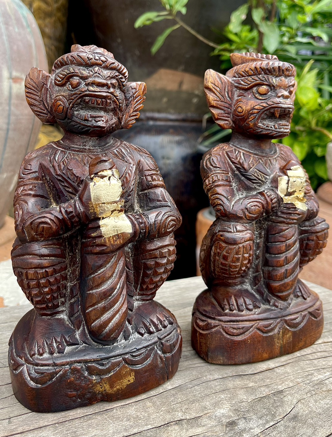 หนุมานแกะสลัก ไม้สัก ขนาดสูง9นิ้ว หนุมานจับหลัก หลวงพ่อดิ่ง วัดบางวัว