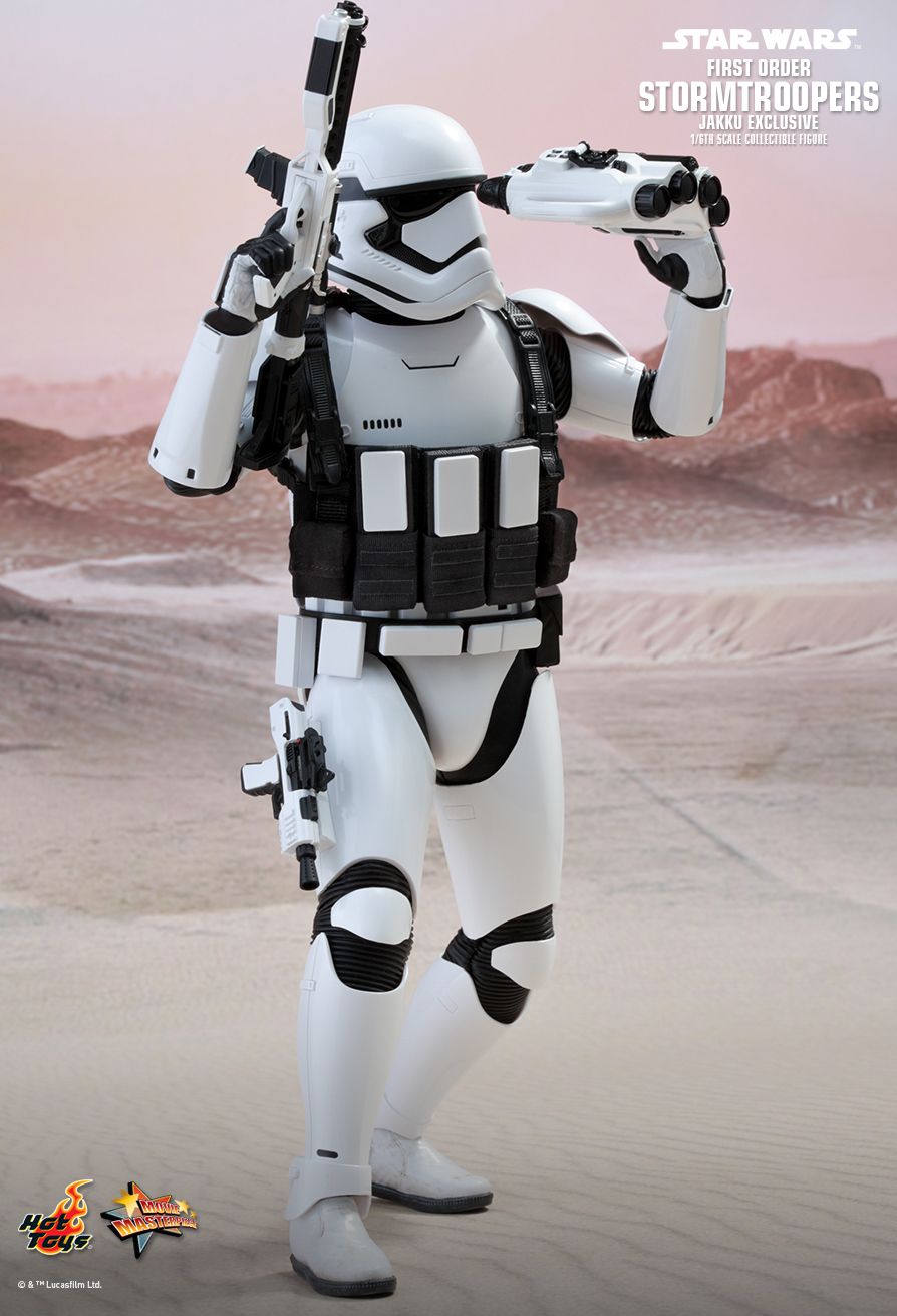 Hot Toys MMS333 STAR WARS: THE FORCE AWAKENS - FIRST ORDER STORMTROOPER (JAKKU EXCLUSIVE)