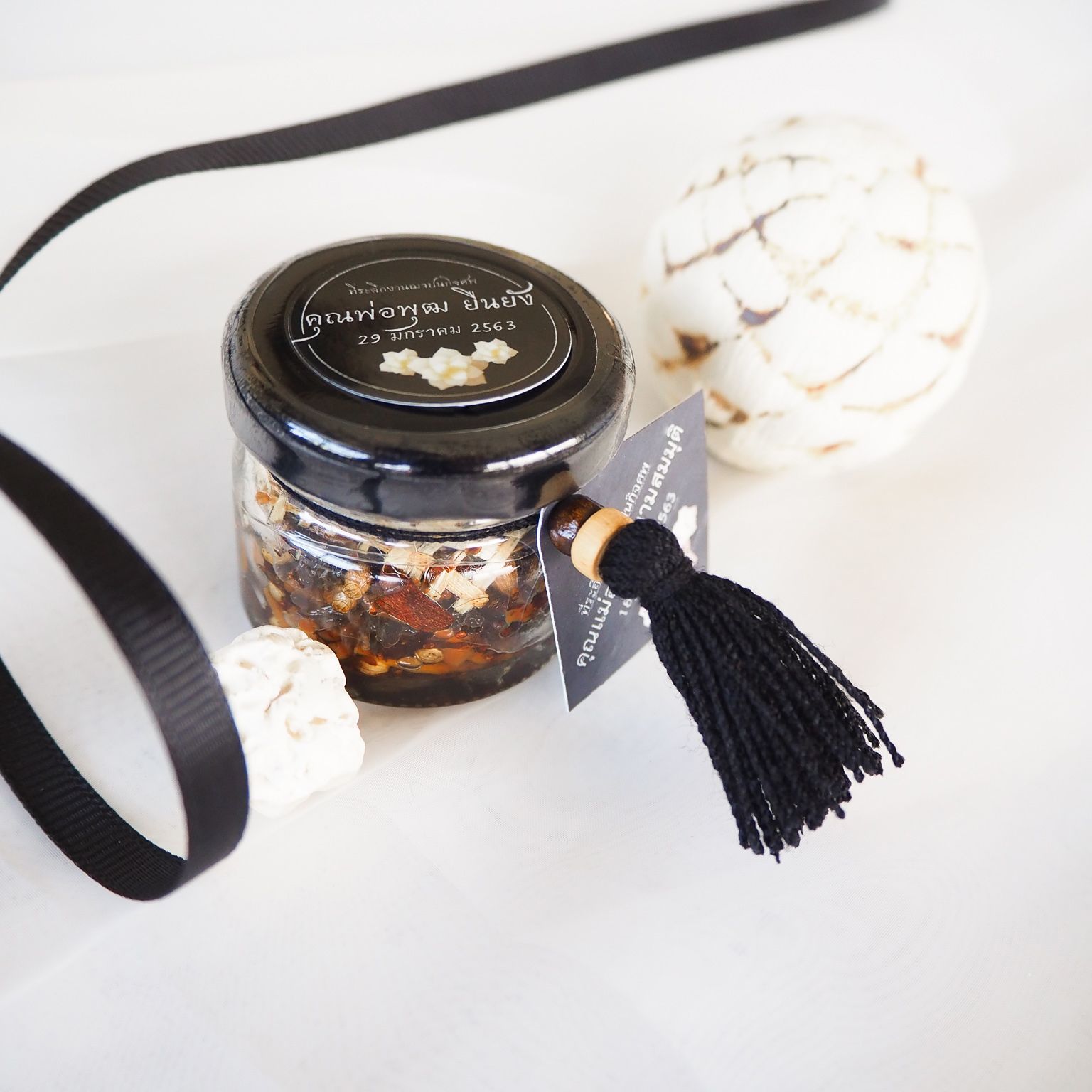 ยาดมสมุนไพร ขนาดใหญ่ (100ชิ้น)