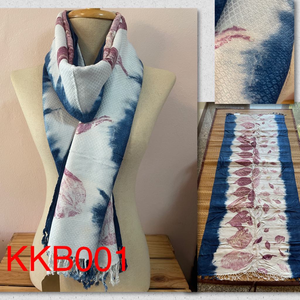 ผ้าคลุมไหล่ฝ้ายแท้ย้อมคราม Eco Print