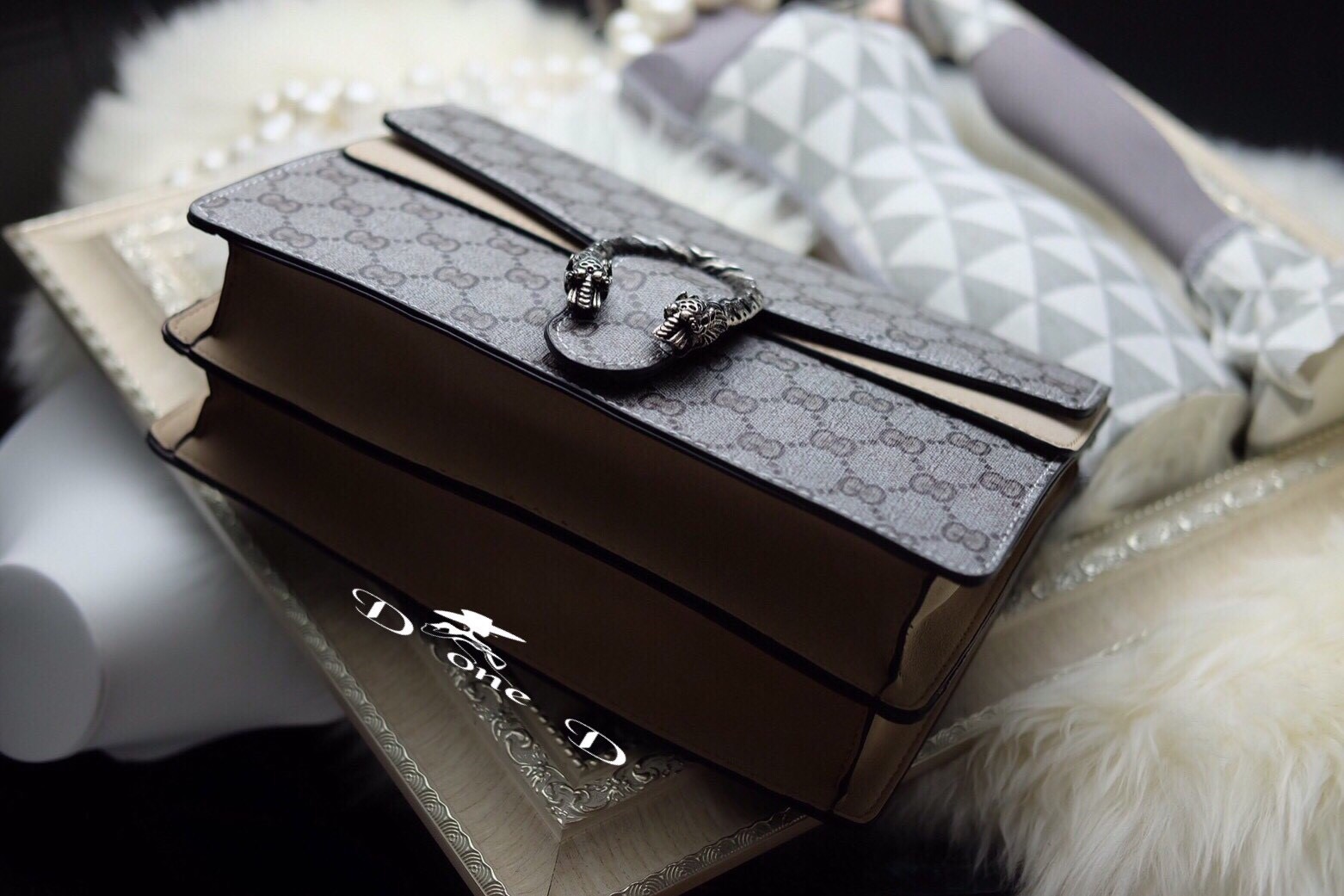 พร้อมส่ง!!! กระเป๋าสะพายลายGucci แบบดาราเซเลบ