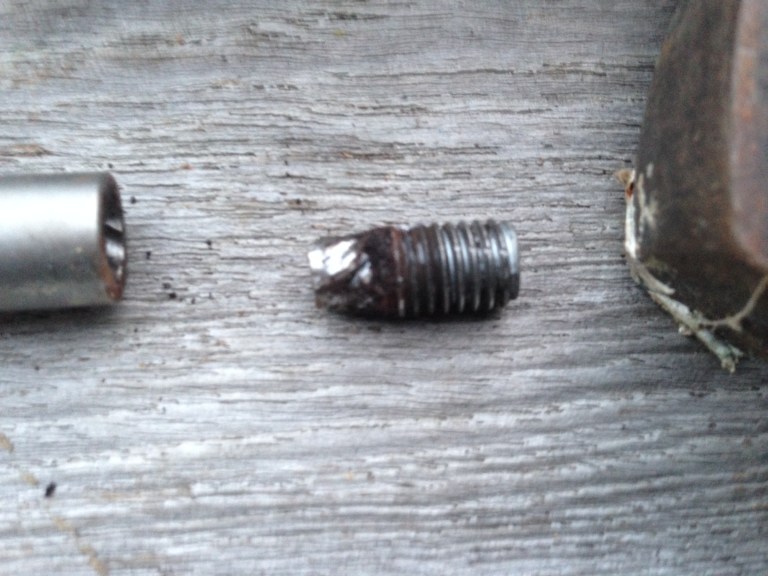 SX09 ชุดถอนเกลียวน็อตหัวเสีย M5-M13 สำหรับงานน็อตสกรูขนาดเล็ก รุ่นใช้ง่ายไม่ต้องเจาะรู