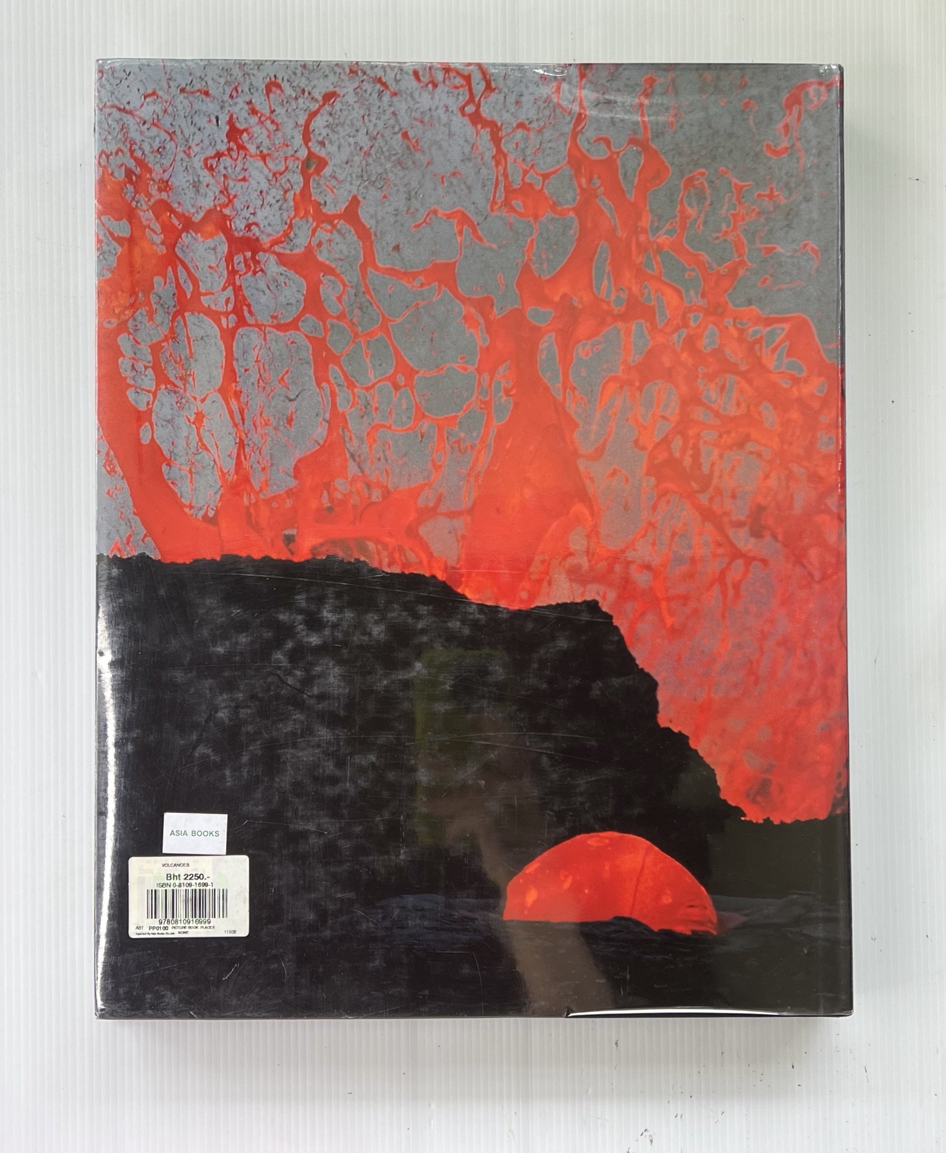 Volcanoes Jacques Durieux June 26, 2002 90-99% Hardcover