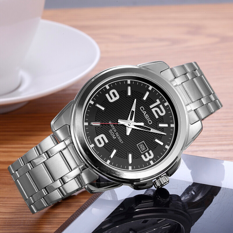 CASIO STANDARD Men นาฬิกาผู้ชาย สายสแตนเลส รุ่น MTP-1314D MTP-1314D-1A