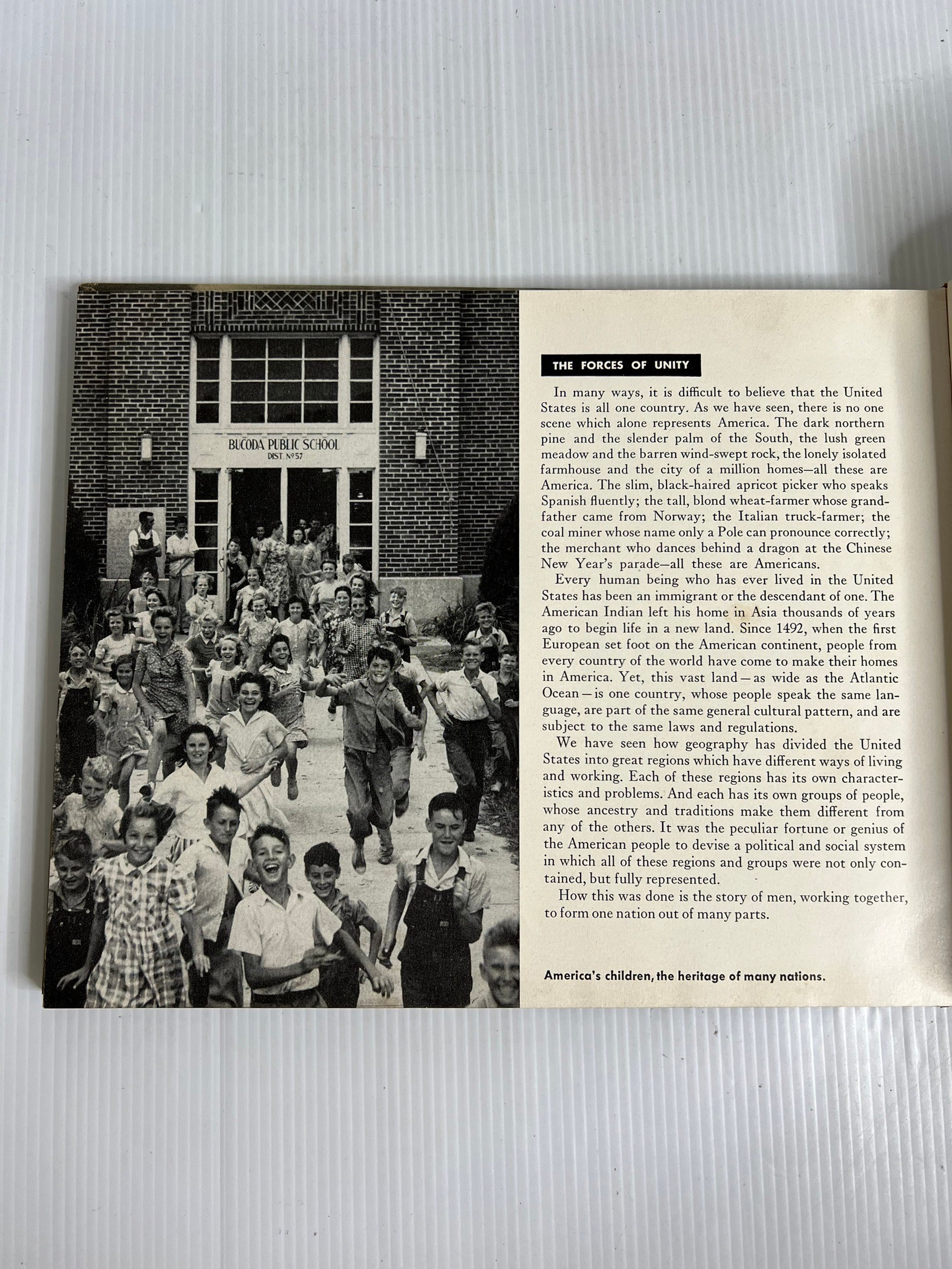 USA : its Geography and Growth n/a 1962 90-99% Hardcover