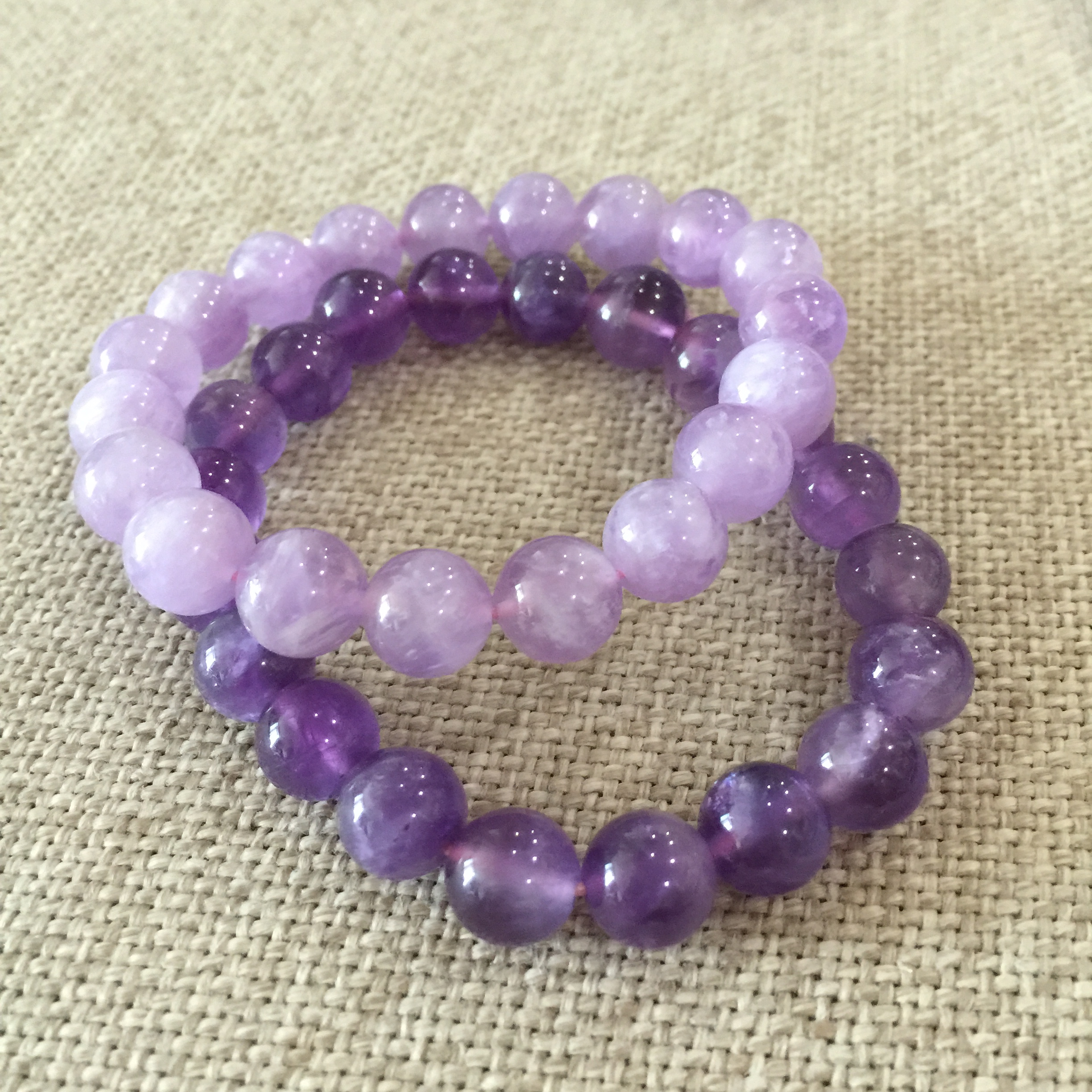 ราศีกุมภ์ หินนำโชคราศีกุมภ์หรือผู้ที่เกิดกุมภาพันธ์ Amethyst อเมทิสต์ 10 mm (13 กุมภาพันธ์ – 14 มีนาคม)