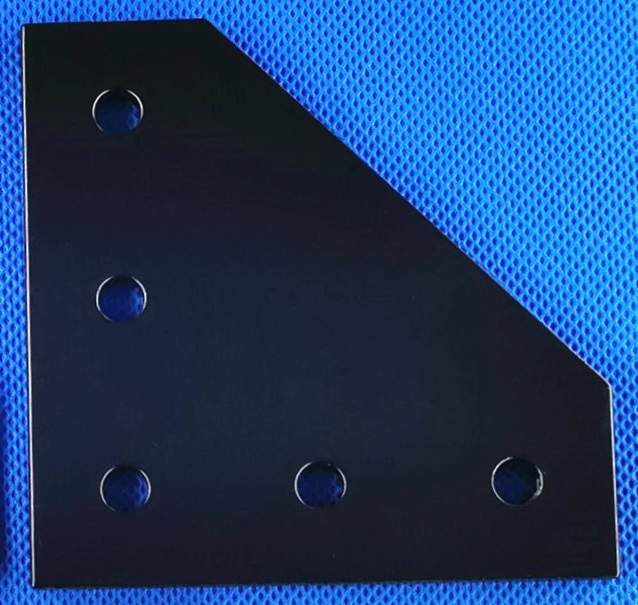 Cast 90 Degree Corner Bracket for 3030L - 5 holes - screw M6
