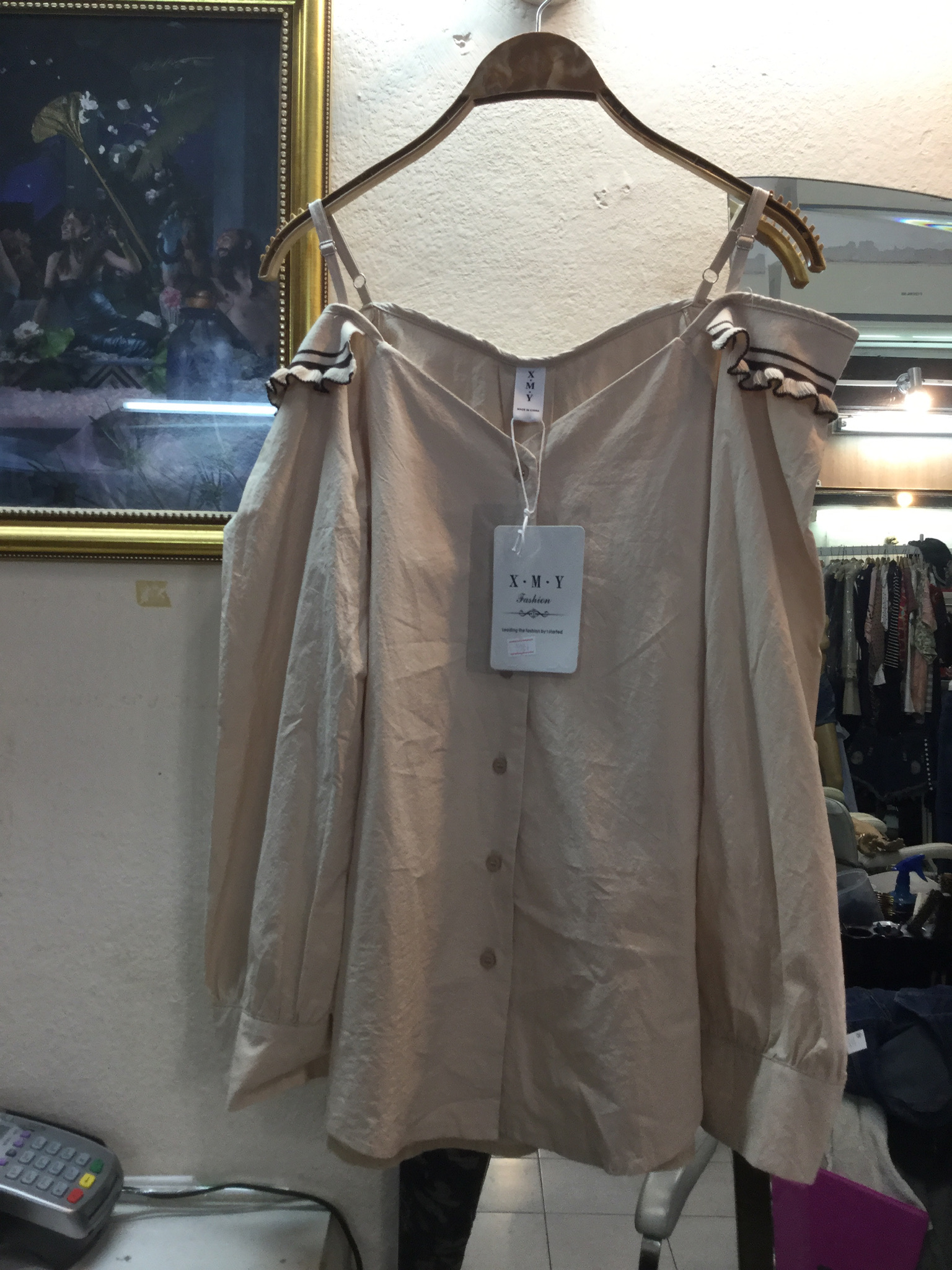 เสื้อเปิดไหล่สายเดี่ยว เสื้อแขนยาวน่ารักๆ