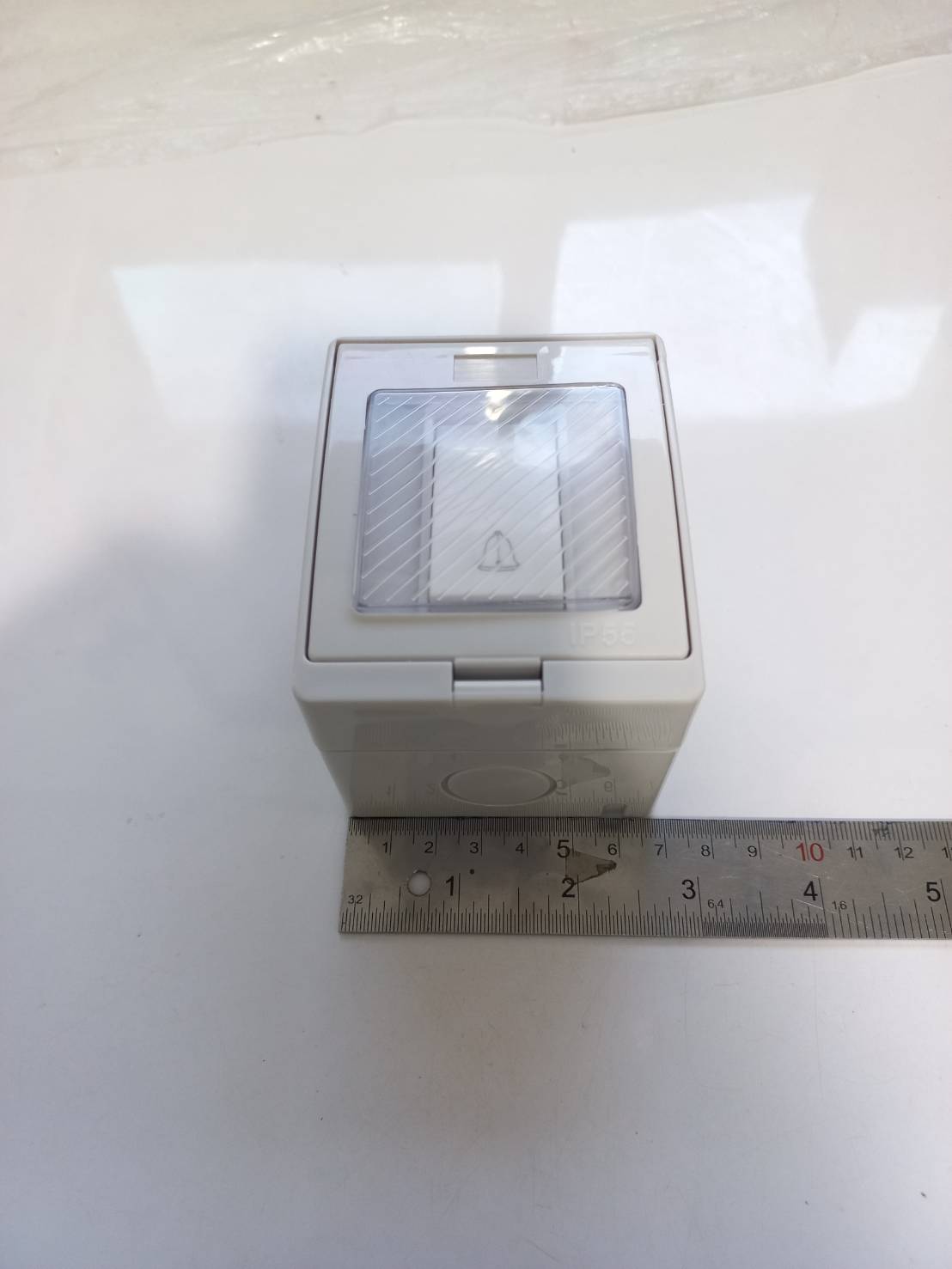 OT172 สวิทกดกริ่งกันน้ำ กันฝุ่น 1 ช่อง ฝาเปิด-ปิด ได้ 220V/10A