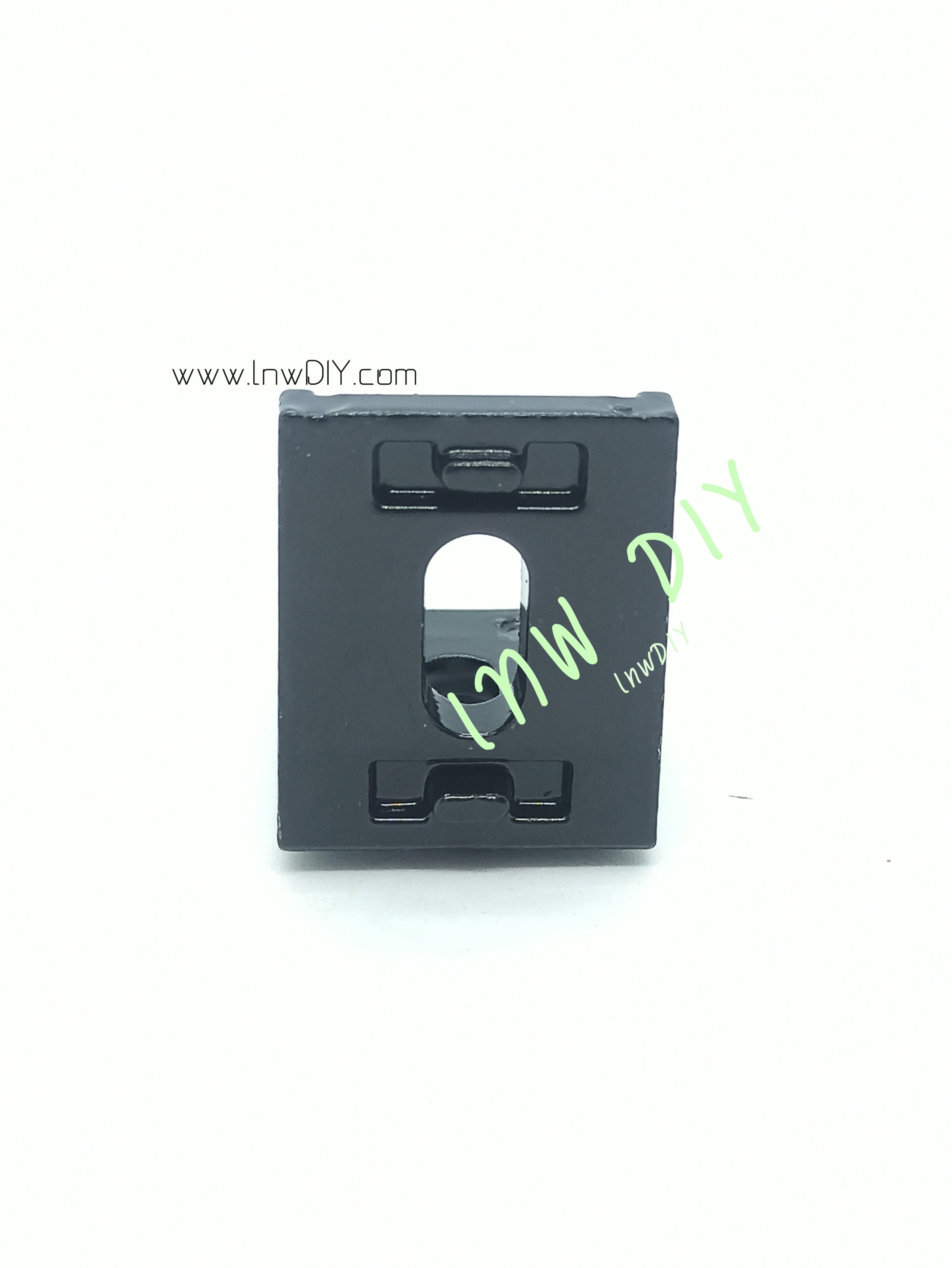Bracket D20 Black สำหรับอลูมิเนียมโปรไฟล์ Series 20