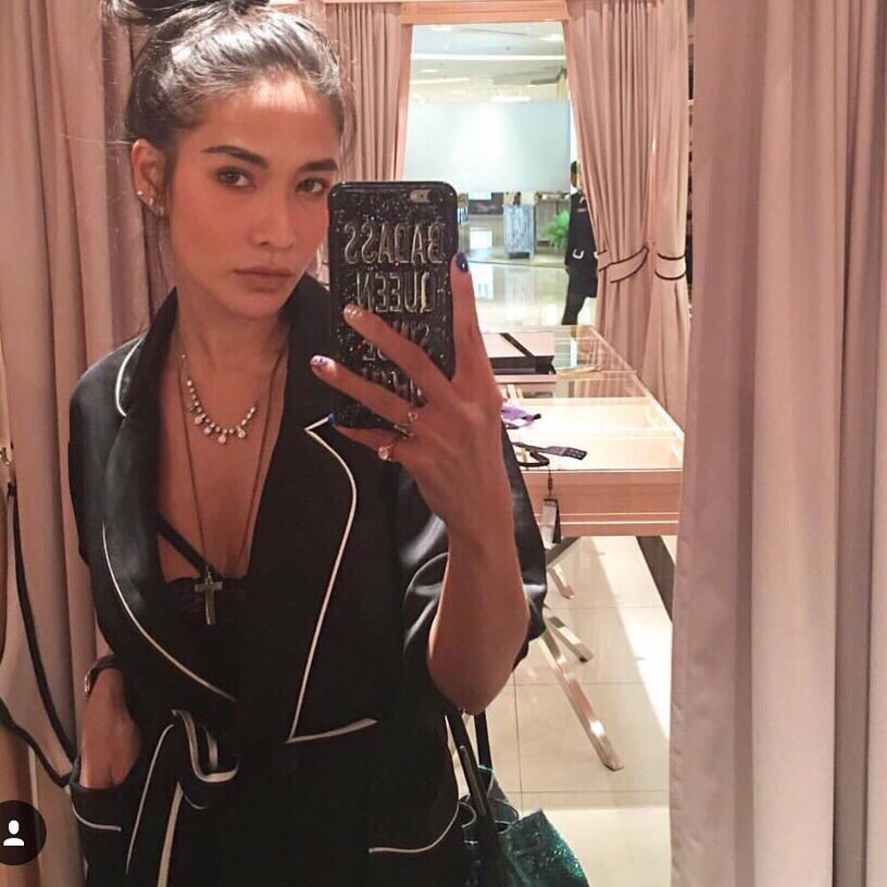 ชุดเซตสูทขาสั้น ชุดเข้าเซต เรียบหรูดูดี ใส่ได้หลายโอกาส