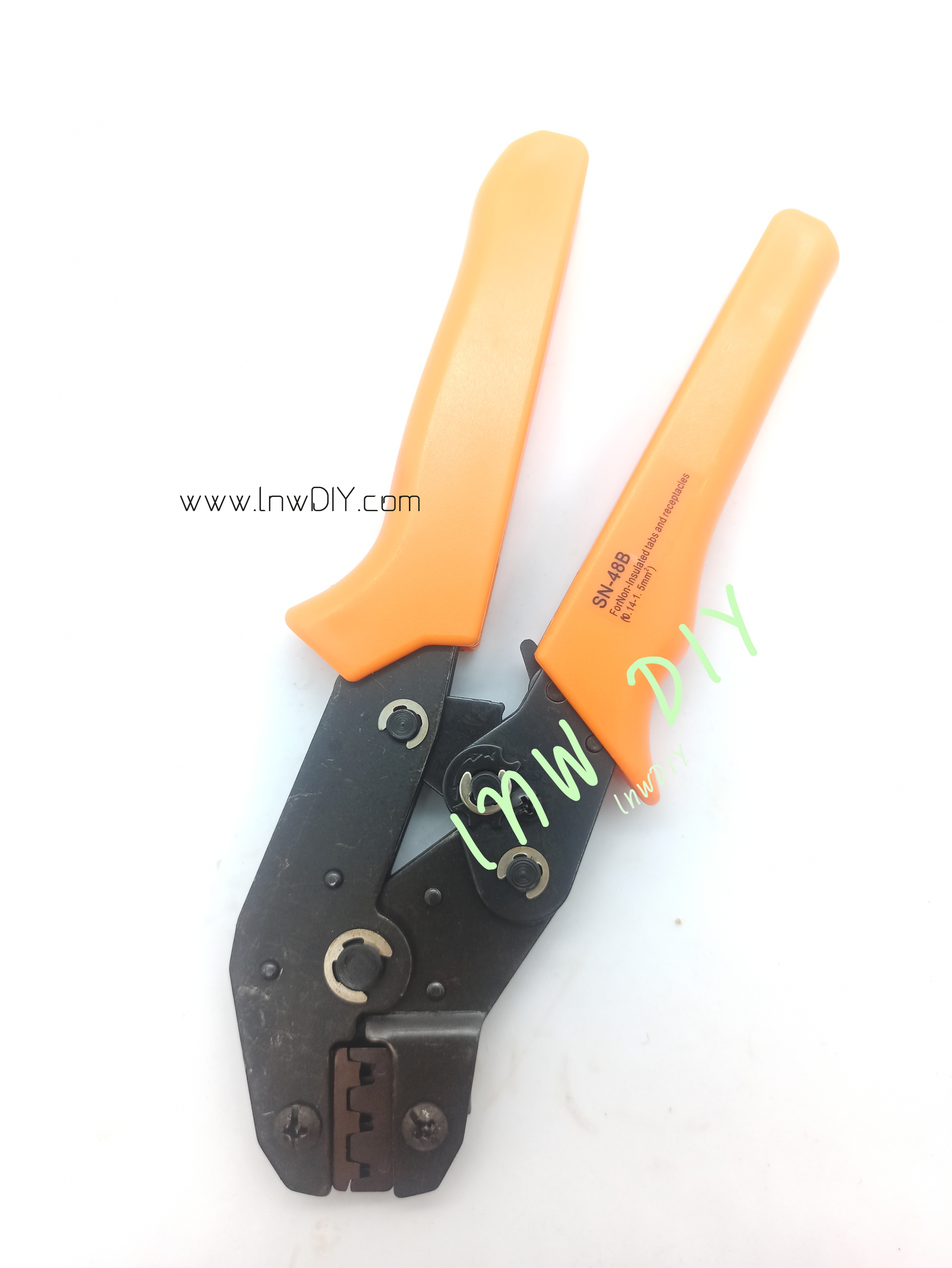 คีมเข้าหัวสายไฟ SN-48B