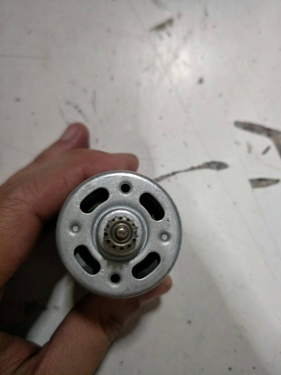 MO16 มอเตอ ร์RS550 แบบมีเฟือง 12 ฟัน 20V-25V