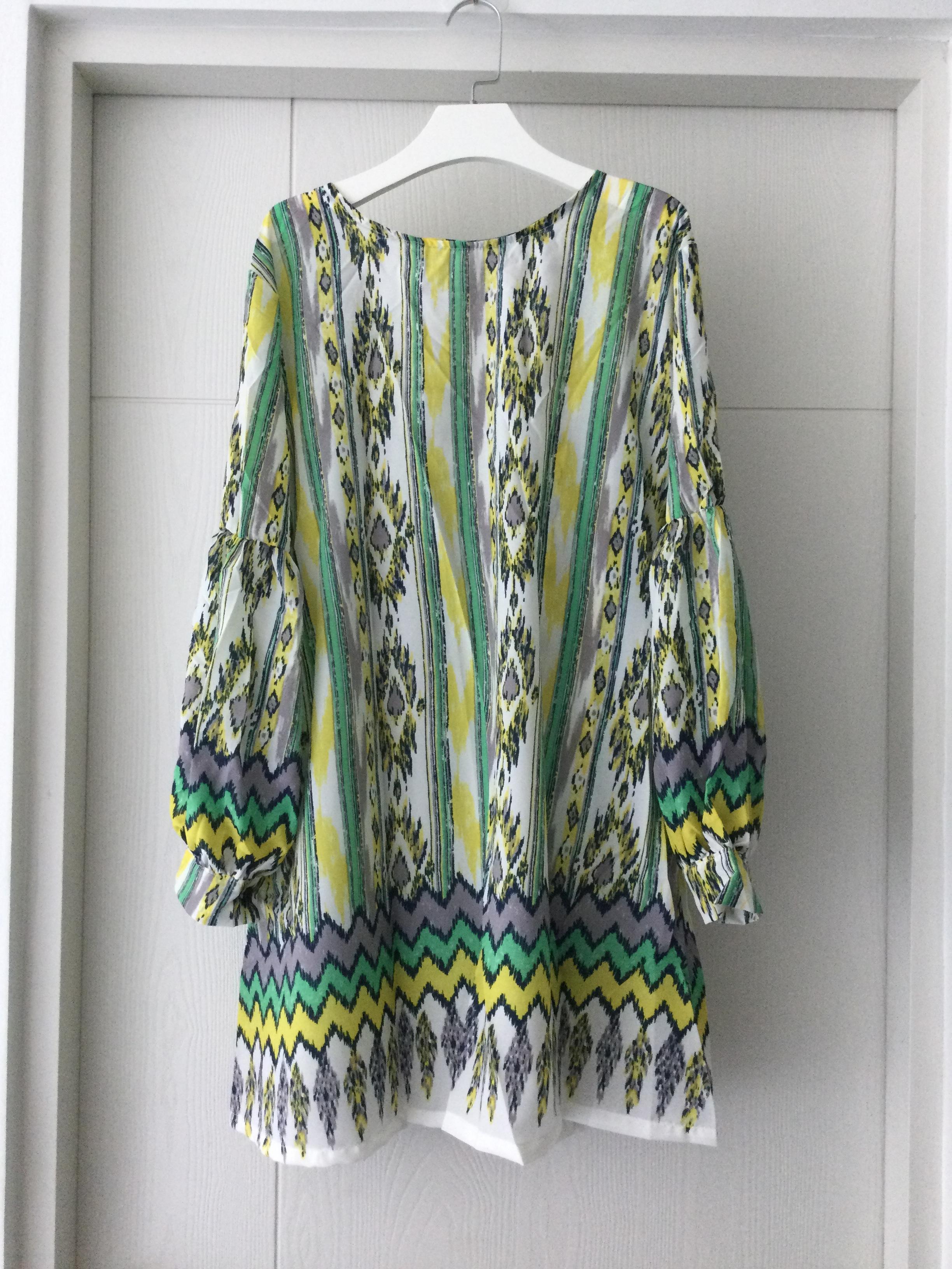 เดรสสไตล์โบฮีเมียน ลายสวย สีสันสดใส ผ้าสปันญี่ปุ่นเนื้อนิ่มบางใส่สบาย