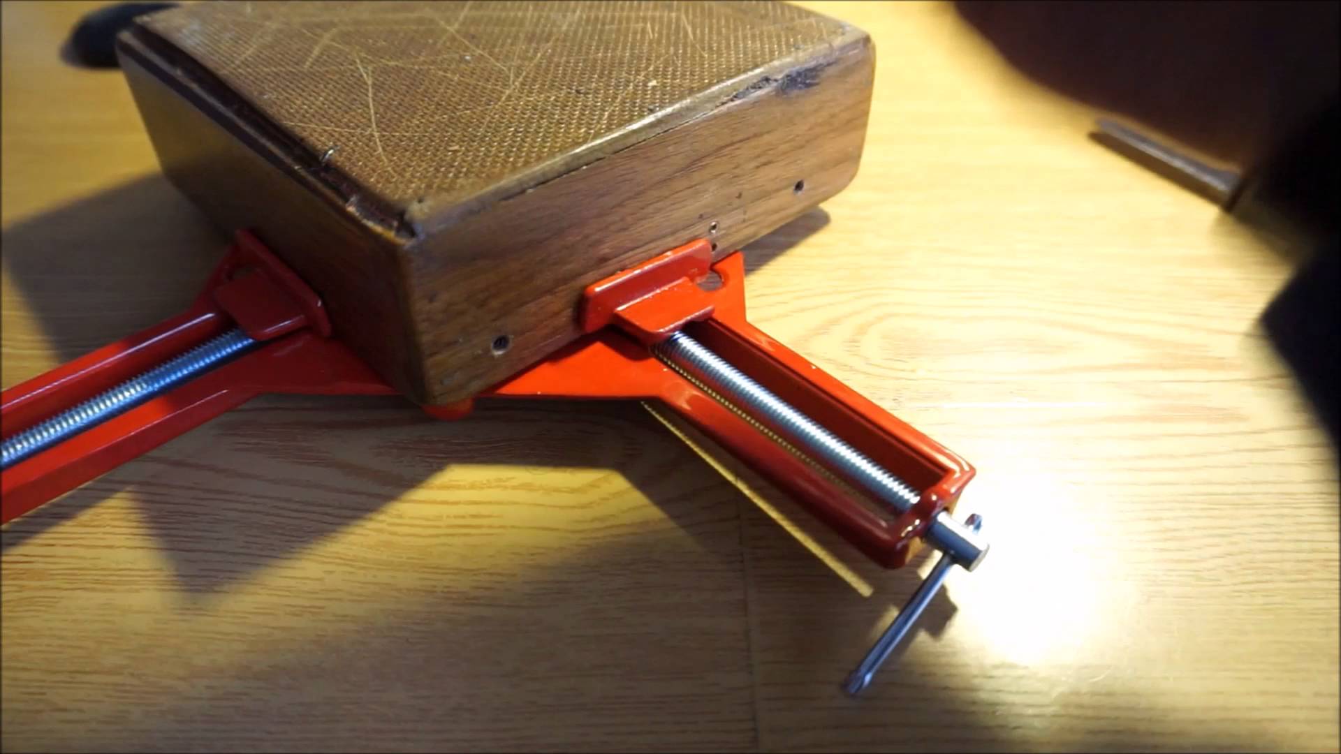 CP01 ปากกจับฉาก 90 องศา งานไม้ และงาน โลหะเบา