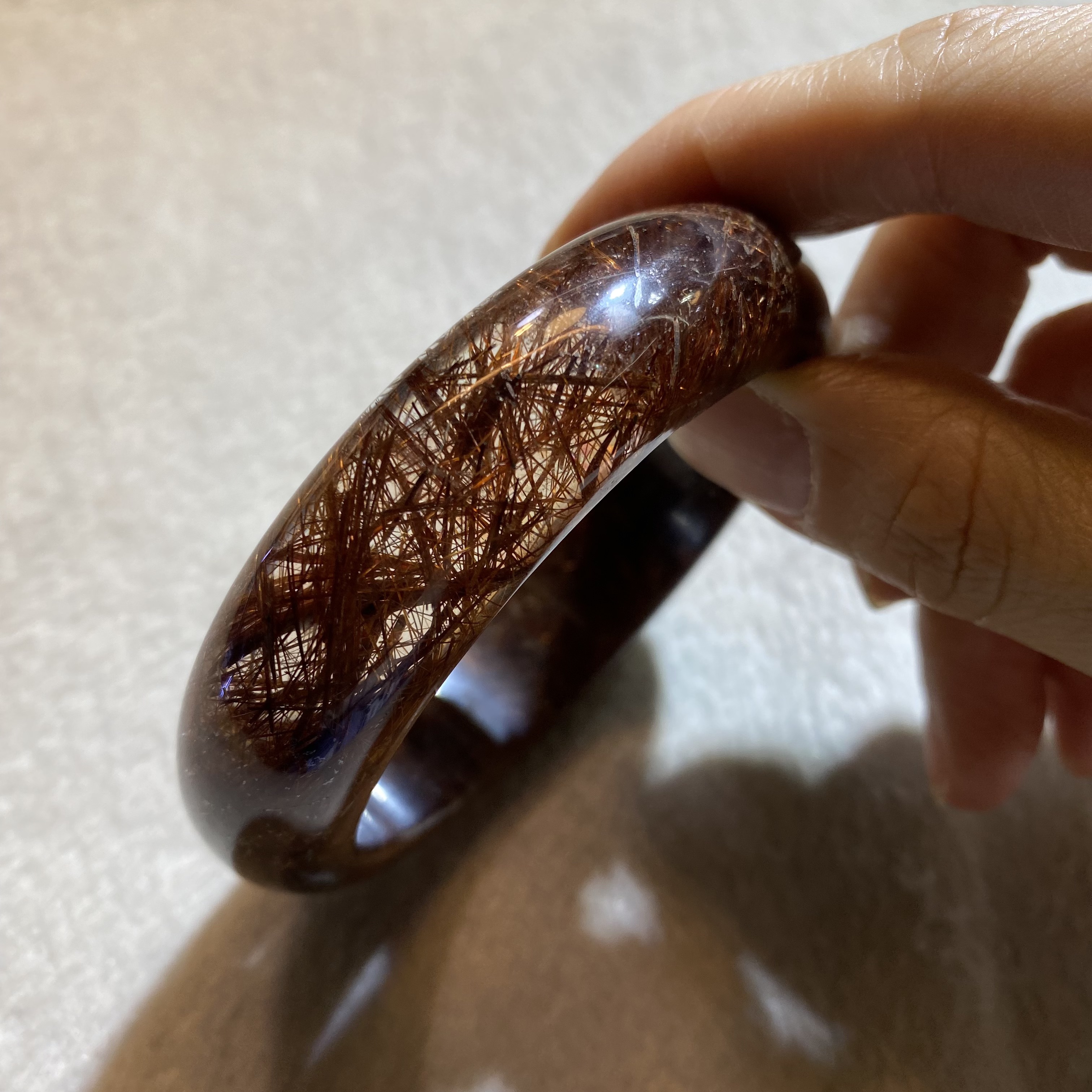 กำไลไหมจักรพรรดิ์ ไหมแน่น Golden Brown Rutilated Quartz หน้ากว้าง 16 มม ความกว้างกำไล 58 มม