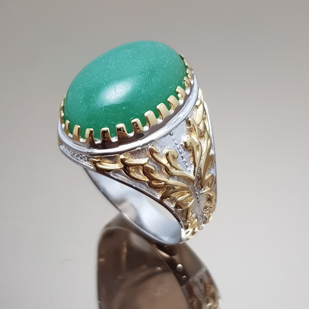 แหวนอเวนเจอรีน สีเขียว แหวนเงินแท้ 925 Aventurine OV 16x12 mm Crafts with Antique Design Ring