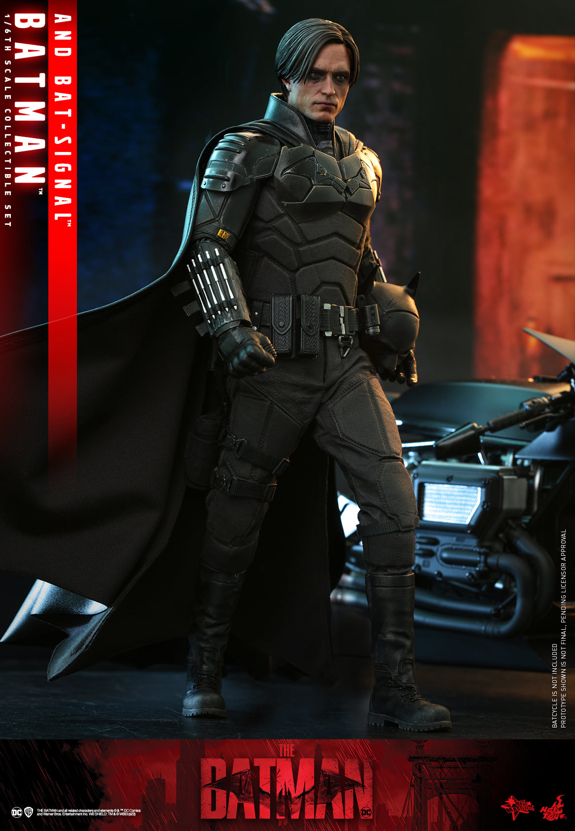 Hot Toys MMS641 1/6 The Batman - Batman and Bat-Signal