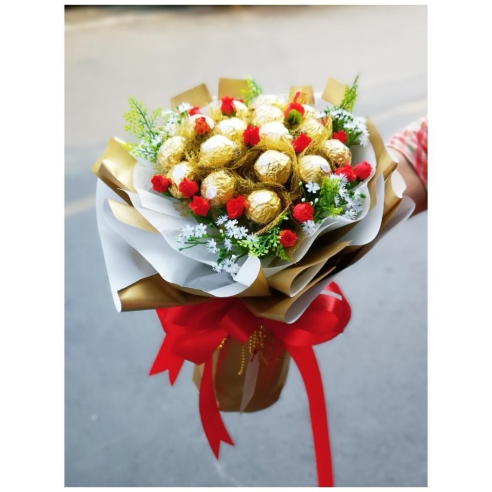 ช่อเฟอเรโร่ ผสมดอกไม้แห้ง มอบเป็นของขวัญวันเกิด คนพิเศษ