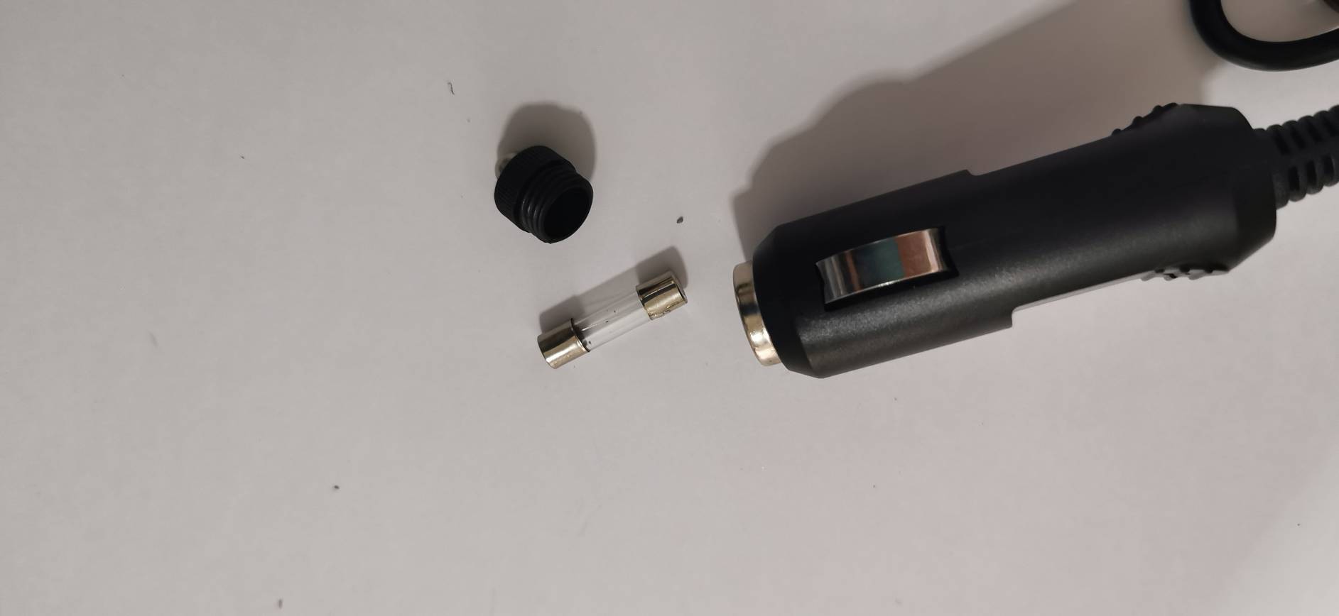 CARE18 สายแปลงเสียบปลั๊กจุดบุหรี่ เป็นหัว 5.5/2.1 mm จ่ายไฟให้อุปกรณ์ในรถยนต์ DC12/24V DC 5A สาย 1.5 เมตร