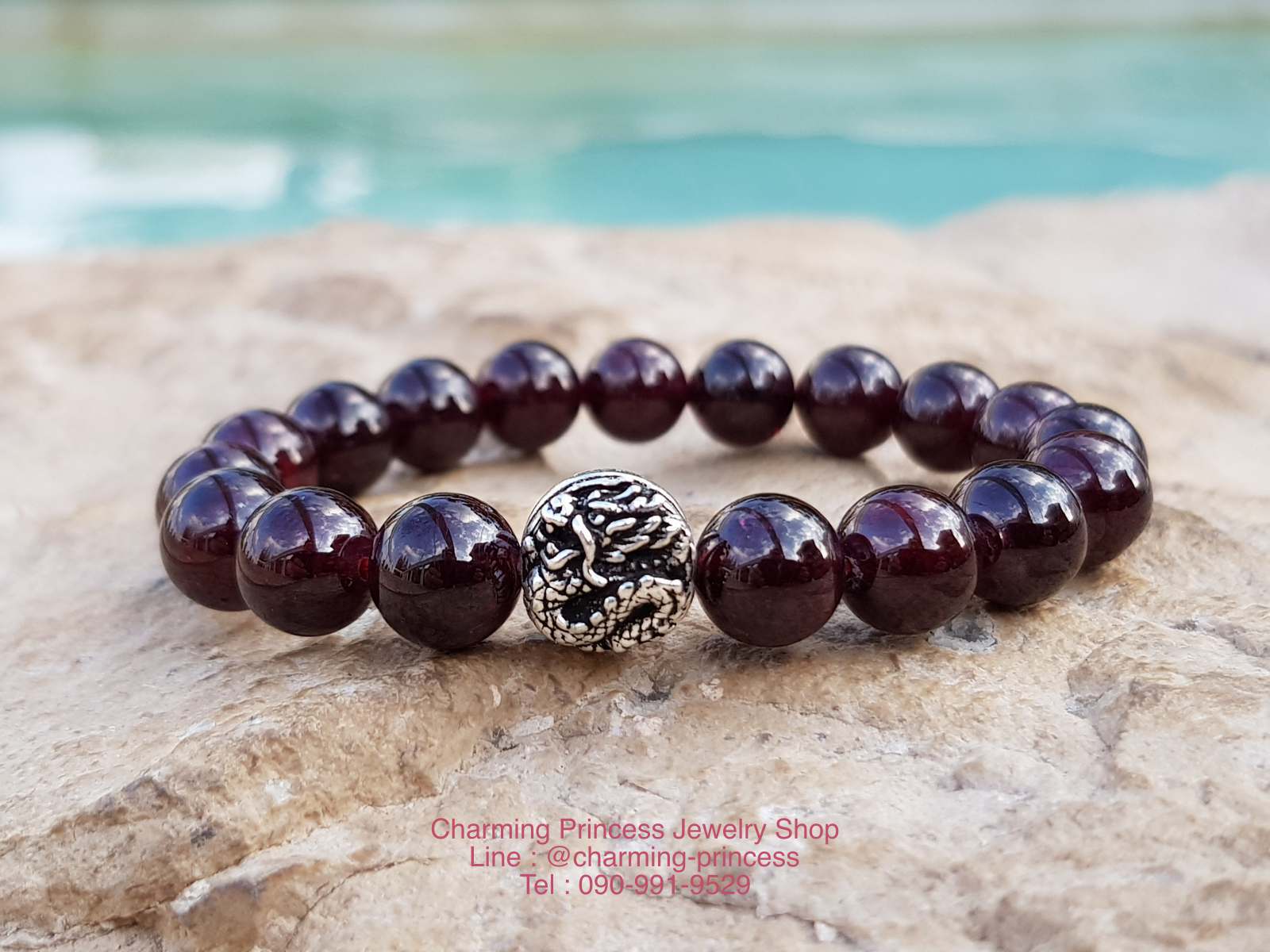 Garnet โกเมน 9 mm A หินสำหรับคนเกิดเดือนมกราคม ราศีมังกร ประดับมังกรเงินแท้ ความหมายดีมากๆ ทำมาค้าขึ้น ร่ำรวยเงินทอง พรั่งพร้อมลาภยศวาสนา