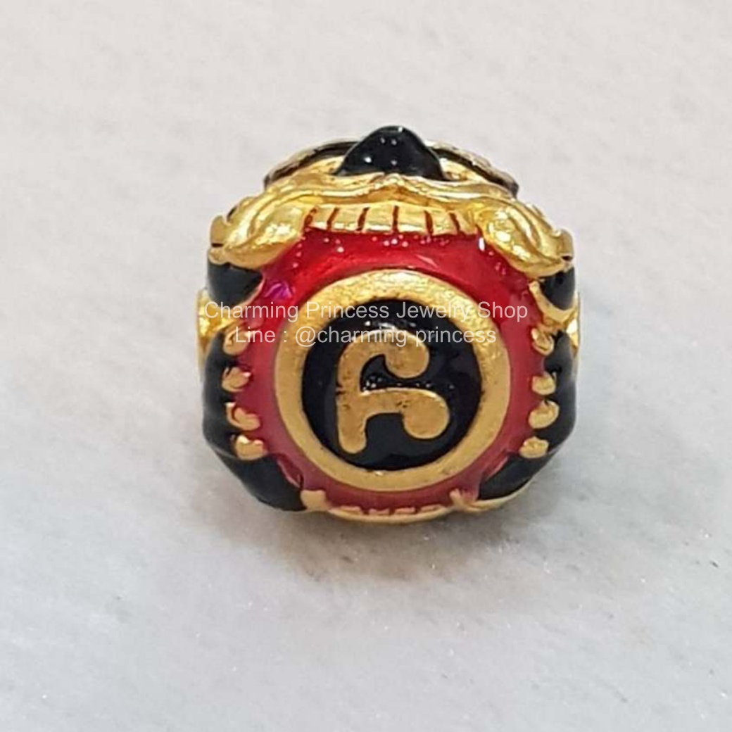 ลูกอมพระราหูนอโม ศรีวิชัย เนื้อสัมฤทธิ์ชุบทอง ลงยาสีดำแดง พลิกหนุนดวงชะตาราศีกลับร้ายกลายเป็นดี เสริมดวงหนุนดวงชะตา เสริมฐานะและเสริมเป็นความมงคลต่างๆในชีวิต และ ป้องกันภยันตราย