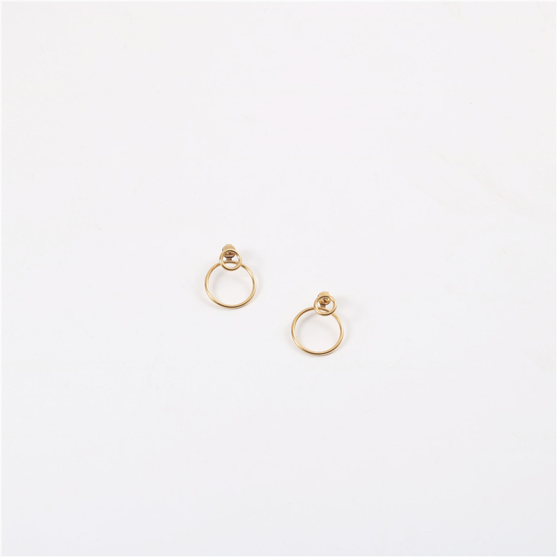 “เช็คสินค้าทัก line ก่อนโอนนะคะ”ต่างหูสำหรับผิวแพ้ง่าย Very O (พร้อมส่งสีทอง)_ET978C