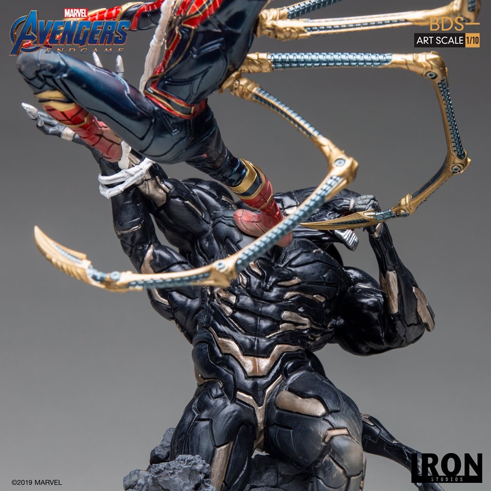 Iron Studios BDS Art Scale 1/10 Avengers: Endgame - Iron Spider Vs Outrider