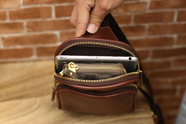 พร้อมส่ง กระเป๋าคาดไหล่ผู้ชายแฟขั่นเกาหลี
