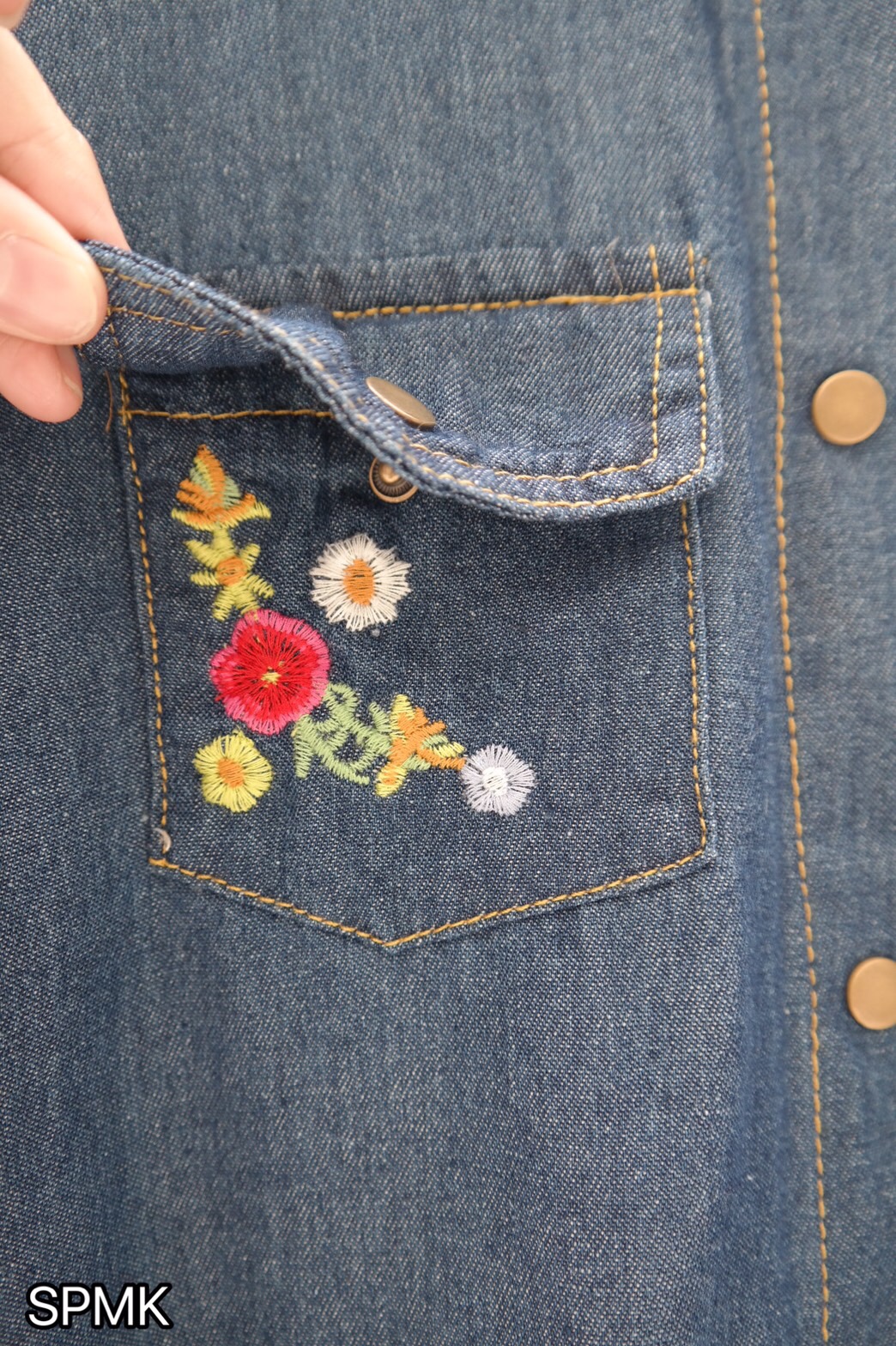 Shirt ยีนส์ boho vintage ผ้านิ่ม ใส่สบาย ปักแน่นๆสีสดใสมาแล้วคะ