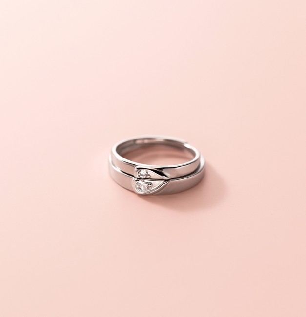 “เช็คสินค้าทัก line ก่อนโอนนะคะ”แหวนคู่สำหรับผิวแพ้ง่าย เงินแท้ 92.5% Trus_RS051