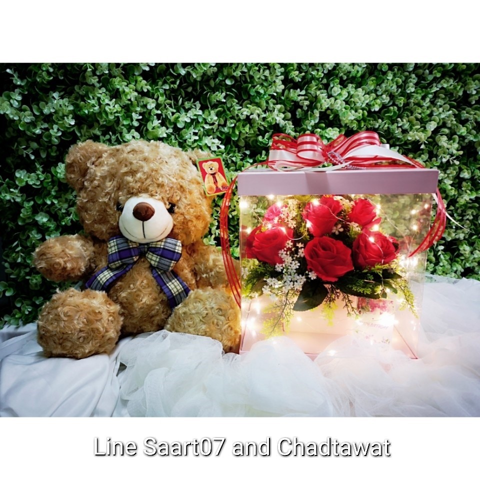 กล่องดอกไม้ (Flower Box)