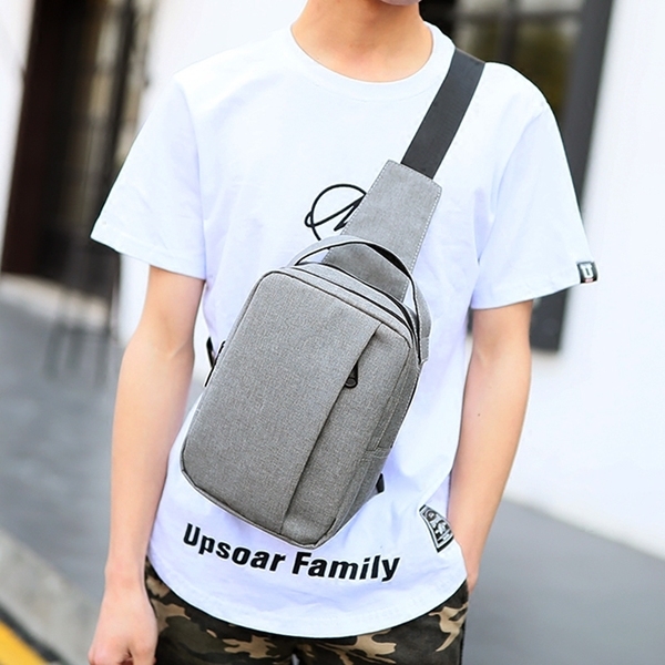 พร้อมส่ง กระเป๋าผ้าคาดไหล่สบายๆ ผู้ชาย แฟชั่นเกาหลี