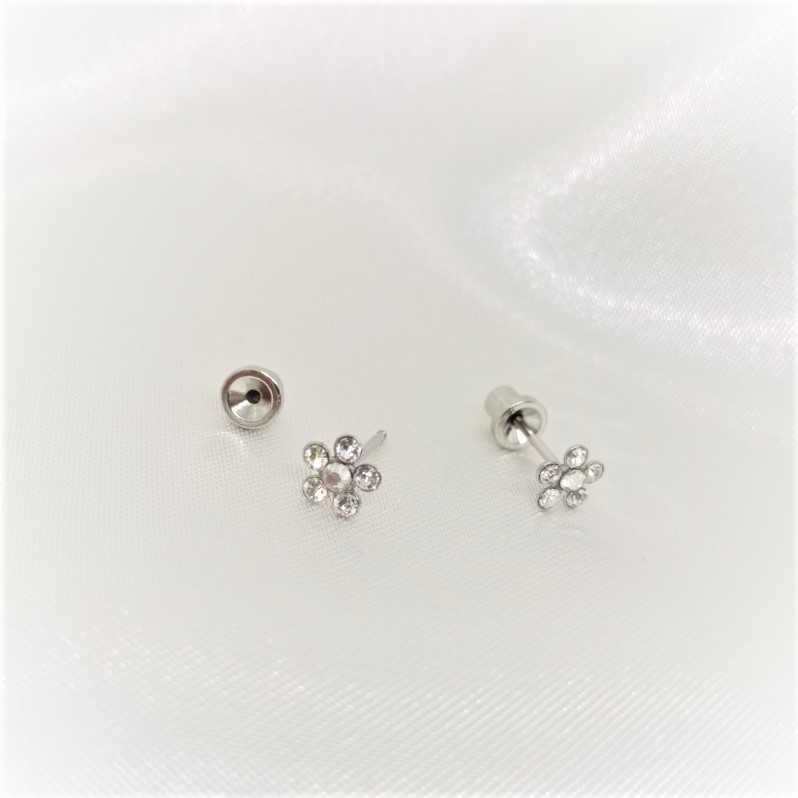 (ส่งฟรี!) “เช็คสินค้าทัก line ก่อนโอนนะคะ”ต่างหูสำหรับผิวแพ้ง่ายแป้นตัน สแตนเลสเกรดการแพทย์ White Daisy 6MM ปลอดภัย100%