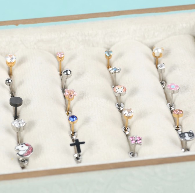 (สำหรับเจาะที่ร้านเท่านั้น)Inverness ต่างหูสำหรับผิวแพ้ง่าย Ball silver 5 mm ทองชุป 24K_IN594C